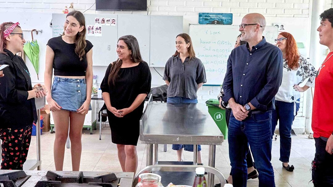 “Cada joven que vuelve al aula es un paso hacia una sociedad más justa”